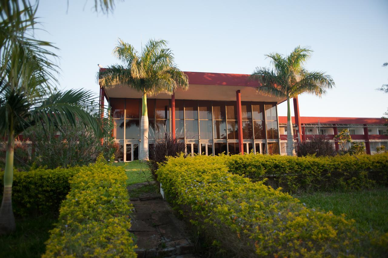 Manantiales Hotel De Turismo Monte Caseros Exterior photo